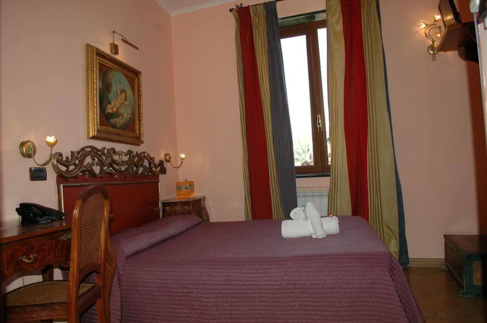 Hotel Vibel Rome Exterior photo